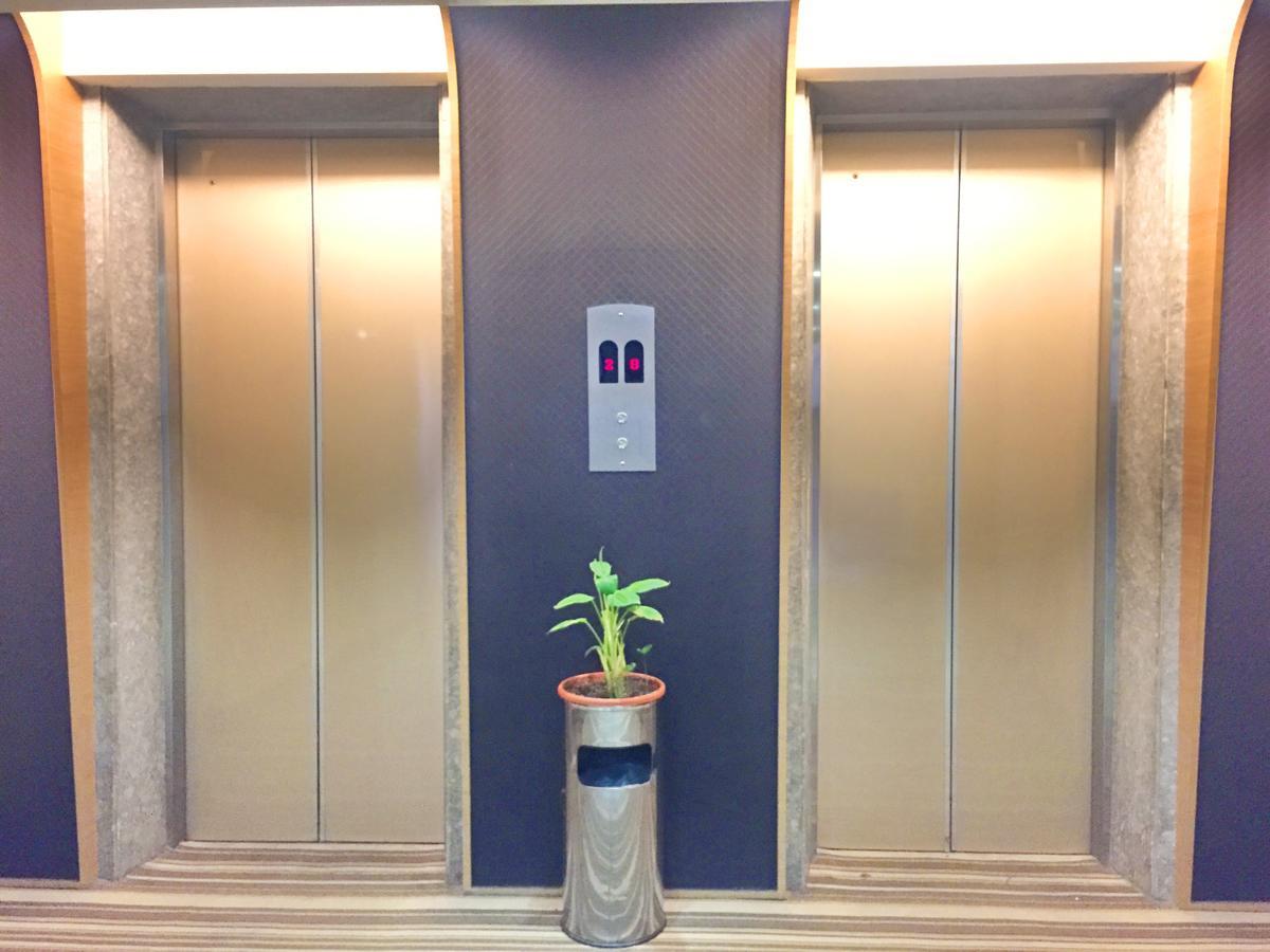 Country Garden Hotel Chiayi Extérieur photo