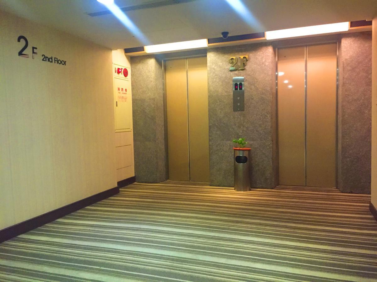 Country Garden Hotel Chiayi Extérieur photo