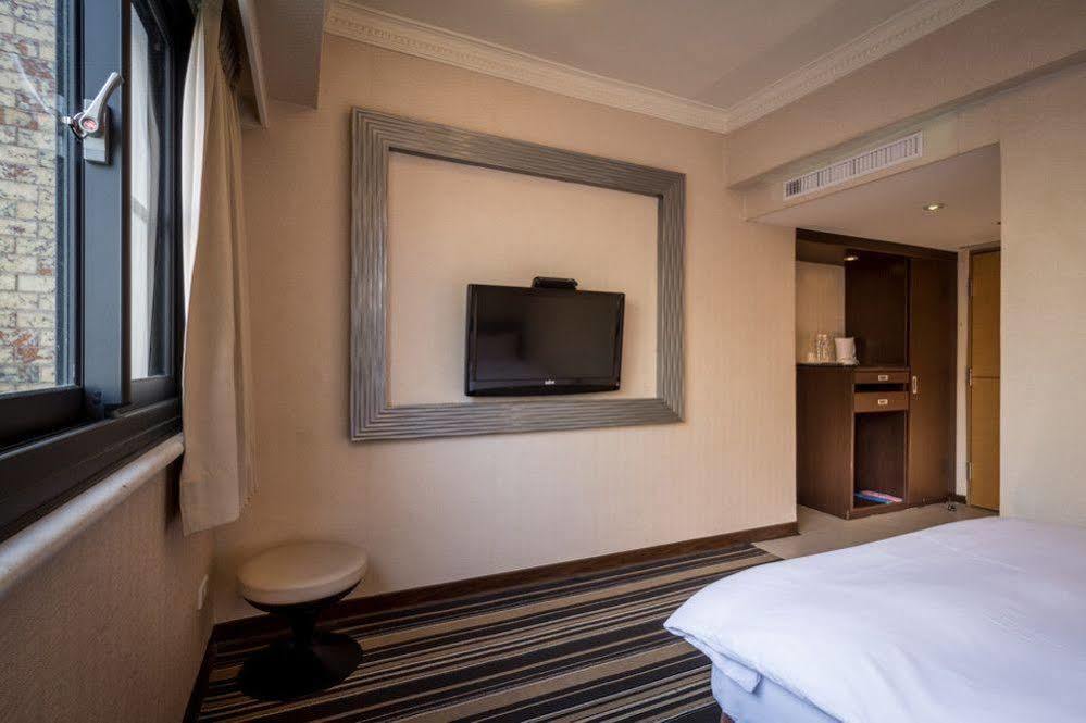 Country Garden Hotel Chiayi Extérieur photo